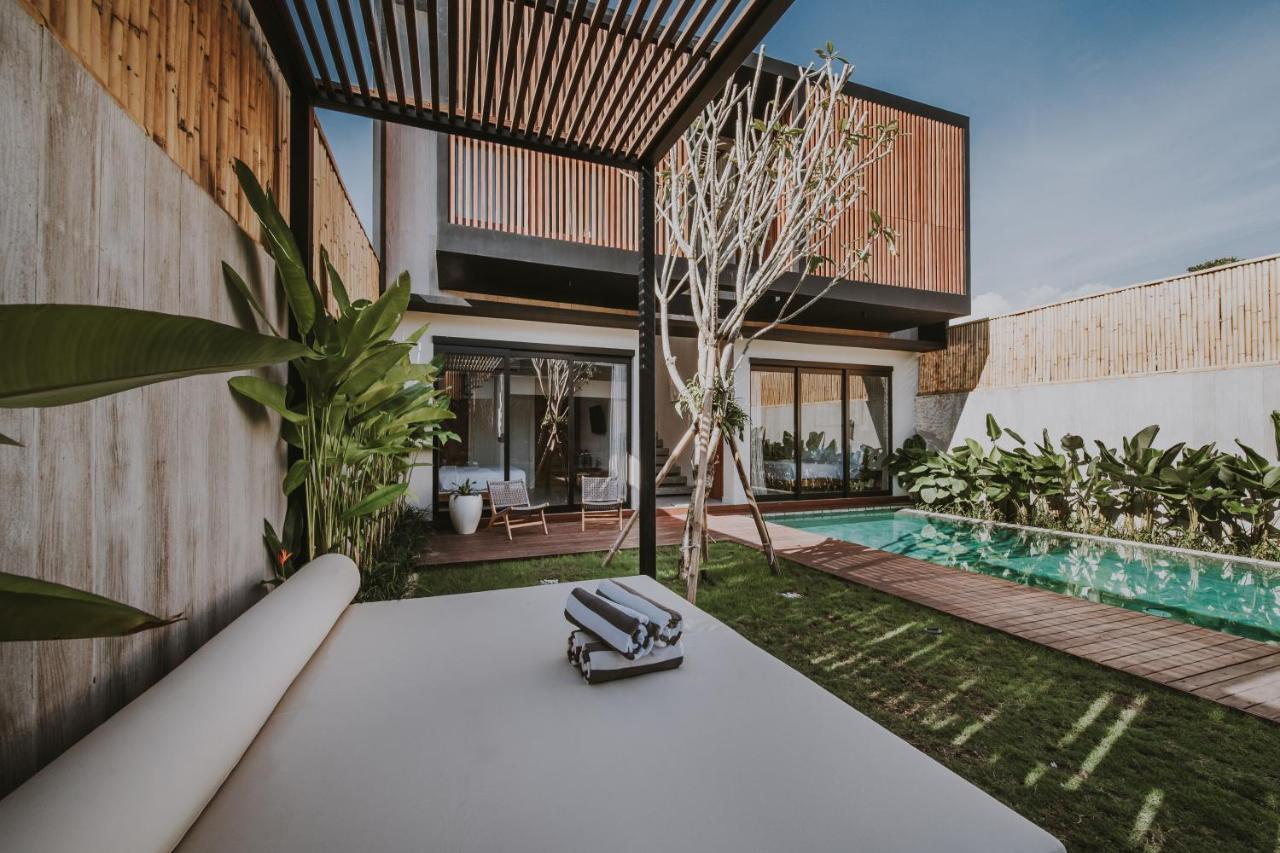 New 4 Bedroom 5 Min Walk To Berawa Beach Enclosed Livng Canggu  Bagian luar foto