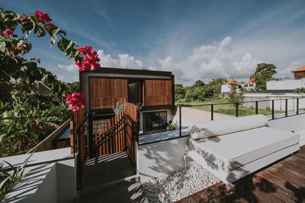New 4 Bedroom 5 Min Walk To Berawa Beach Enclosed Livng Canggu  Bagian luar foto