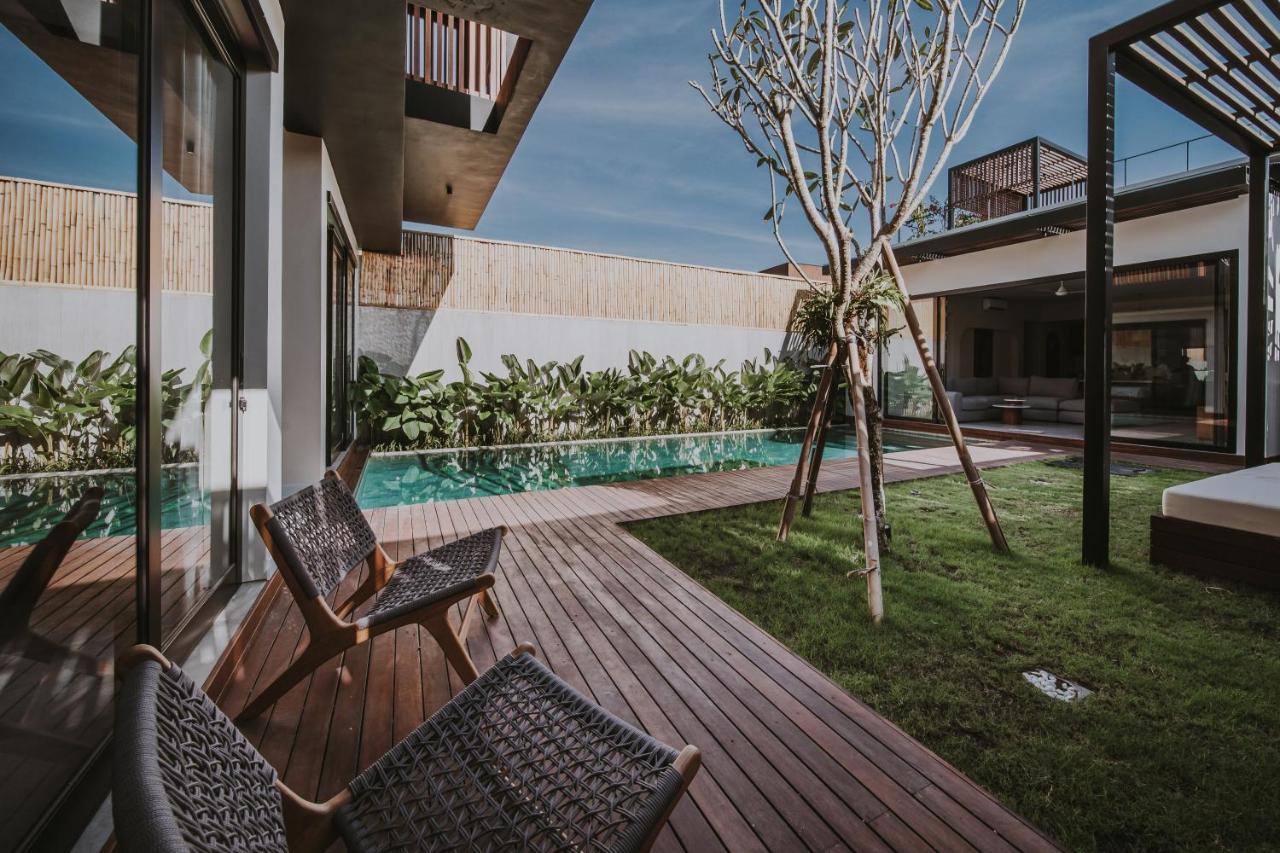 New 4 Bedroom 5 Min Walk To Berawa Beach Enclosed Livng Canggu  Bagian luar foto