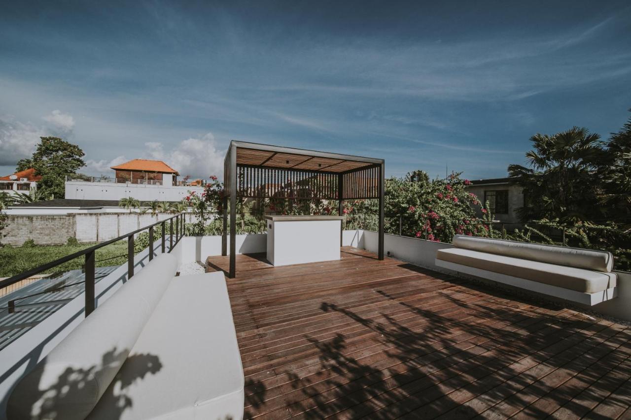 New 4 Bedroom 5 Min Walk To Berawa Beach Enclosed Livng Canggu  Bagian luar foto