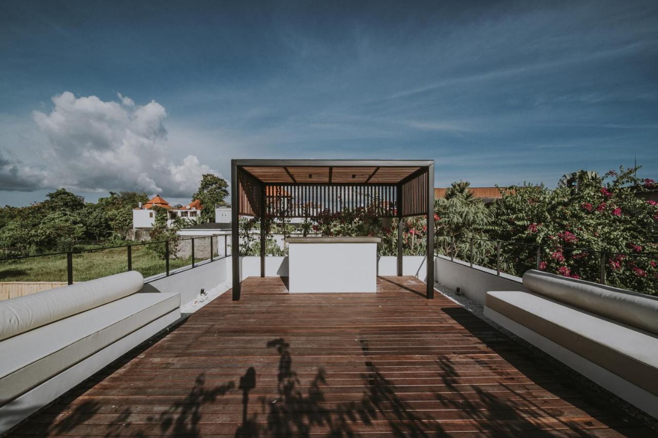 New 4 Bedroom 5 Min Walk To Berawa Beach Enclosed Livng Canggu  Bagian luar foto