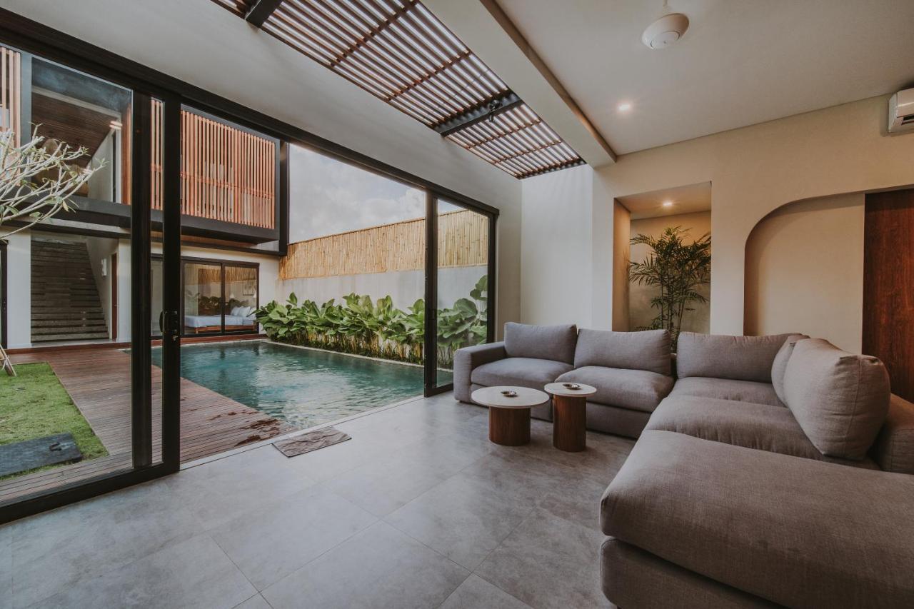 New 4 Bedroom 5 Min Walk To Berawa Beach Enclosed Livng Canggu  Bagian luar foto
