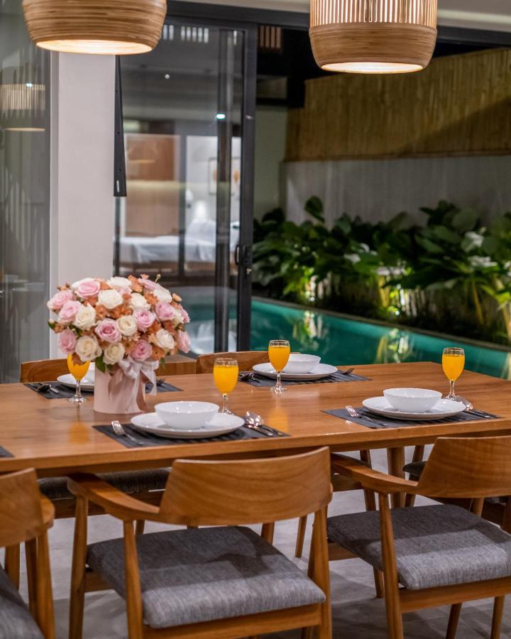 New 4 Bedroom 5 Min Walk To Berawa Beach Enclosed Livng Canggu  Bagian luar foto